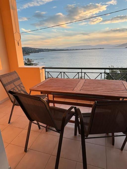 Avec Vue Apartment *